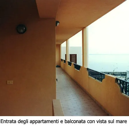 Apartment Casa Marco, A Few Steps From The Sea. *